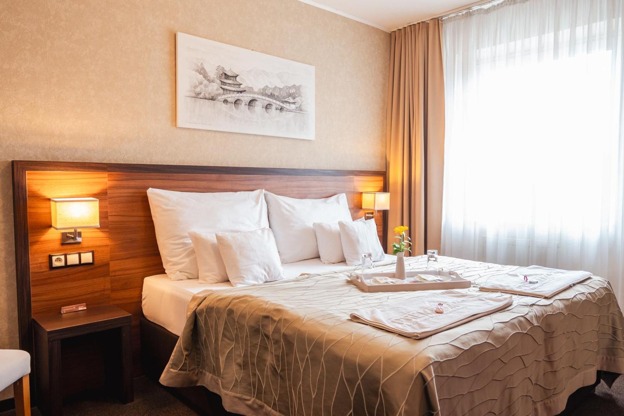 Premium Business Hotel Bratislava Buitenkant foto