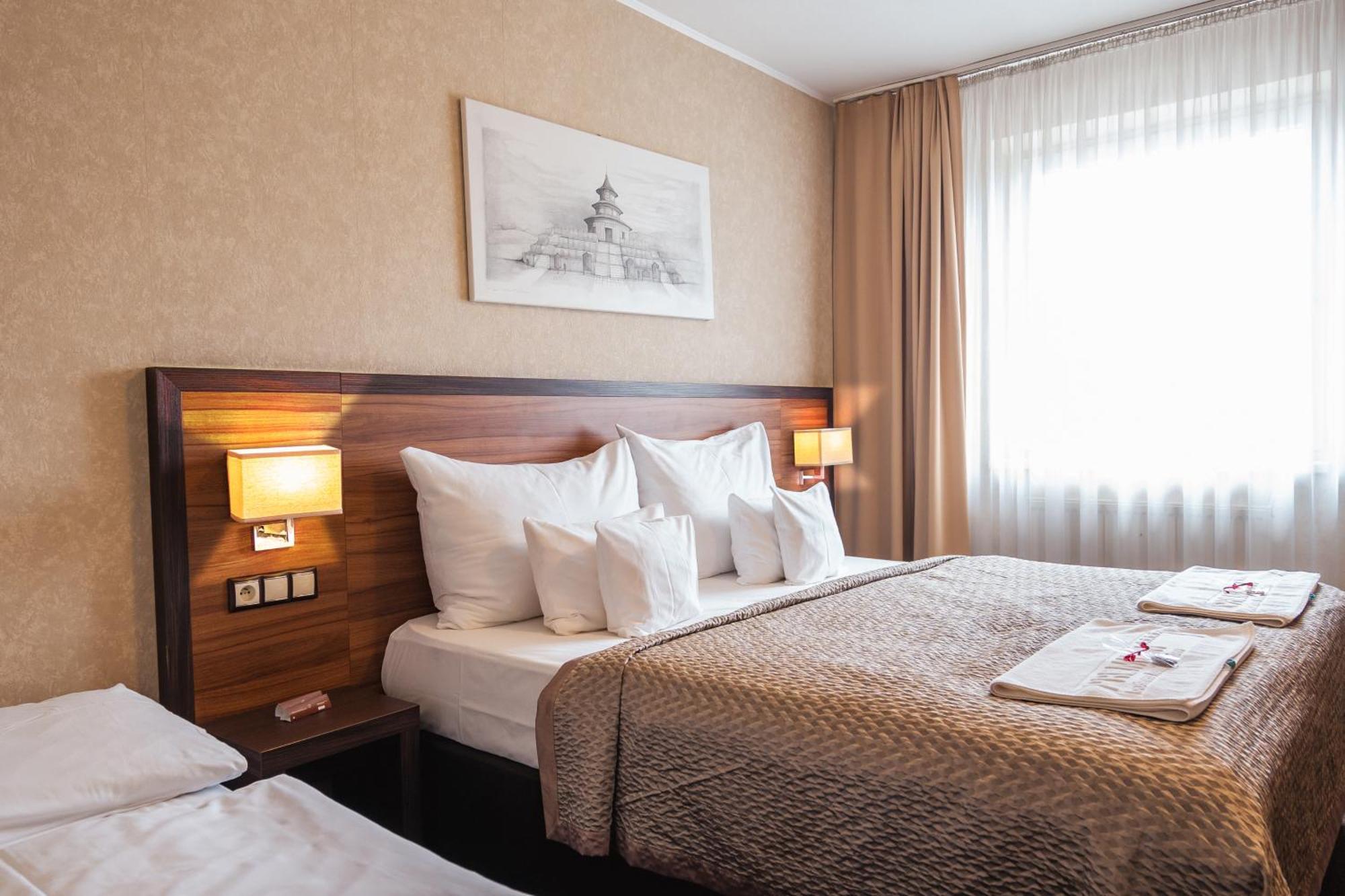 Premium Business Hotel Bratislava Buitenkant foto